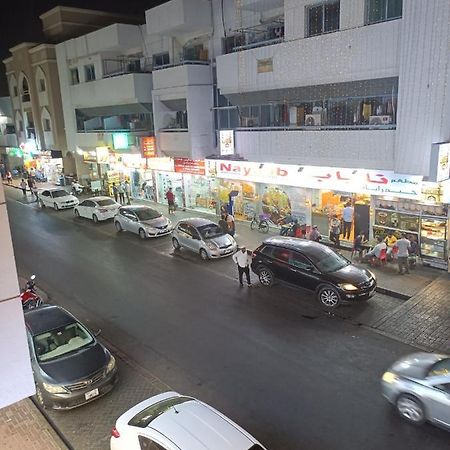 Omar Vacation Hostel Dubai Exterior photo
